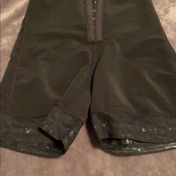 Black high rise shapewear butt lift tummy tuck - Picture 3 of 4